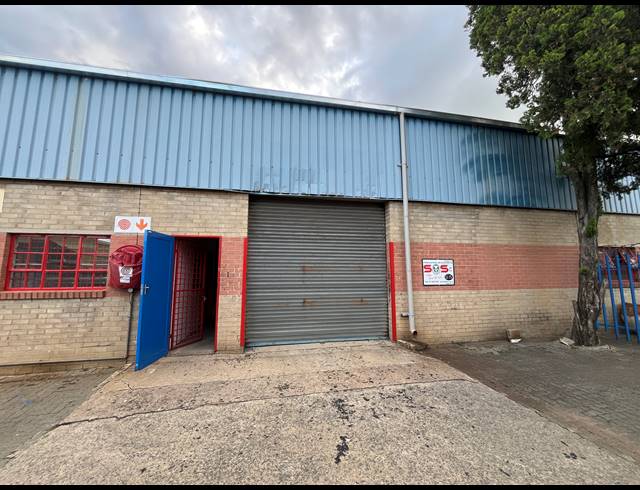 315M² WAREHOUSE TO LET IN EASTLEIGH